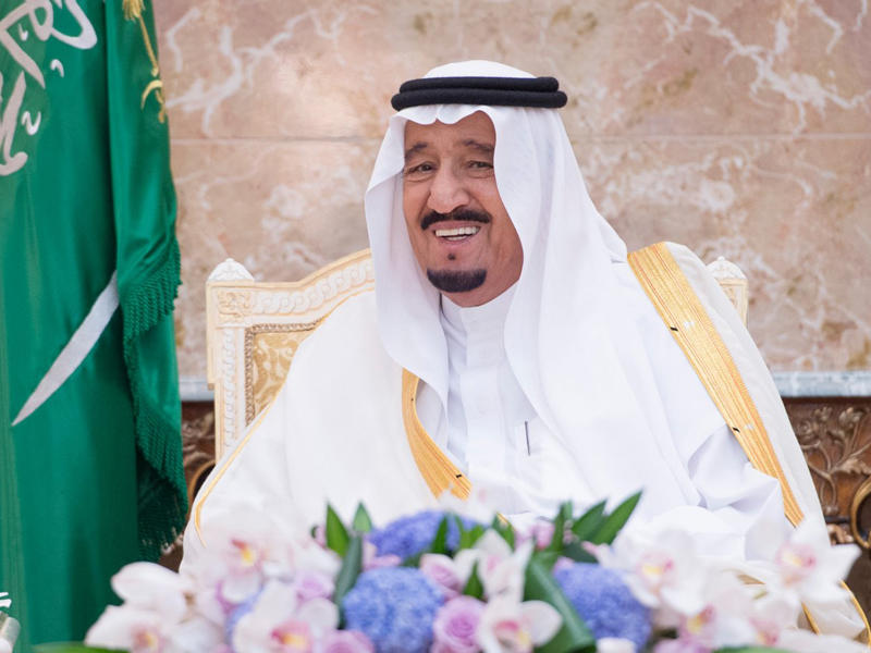 خادم الحرمين الشريفين خلال حفل الاستقبال السنوي (واس)