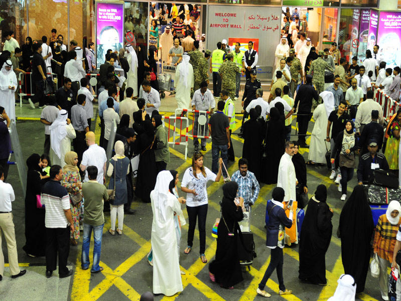 صورة أرشيفية لعودة الحجاج في مطار الكويت