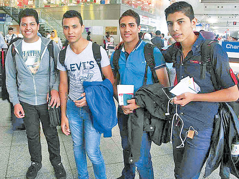 المراهقون الأربعة الفارون من تهمة ازدراء الأديان