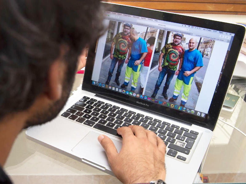 صور إلتقطها عامل نظافة مغربي يعمل في باريس مع العاهل المغربي