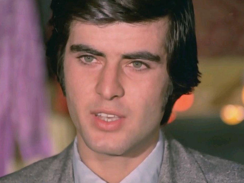 الممثل التركي طارق أكان