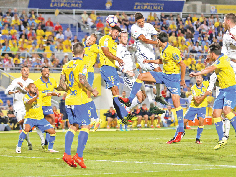 جانب من مباراة ريال مدريد ولاس بالماس