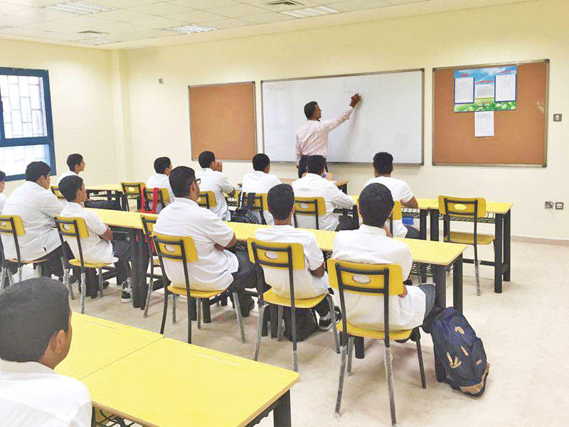 أحد الصفوف الدراسية في المدارس الجديدة