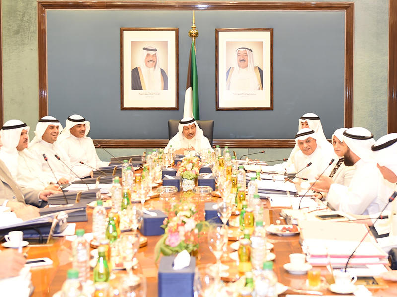 جانب من اجتماع مجلس الوزراء أمس