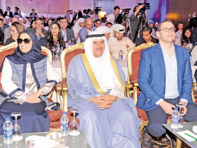 الحمود وكرستيدس في افتتاح المؤتمر