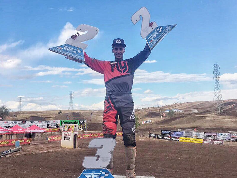 متسابق النادي الكويتي الرياضي للسيارات والدراجات الآلية براك الجسمي 