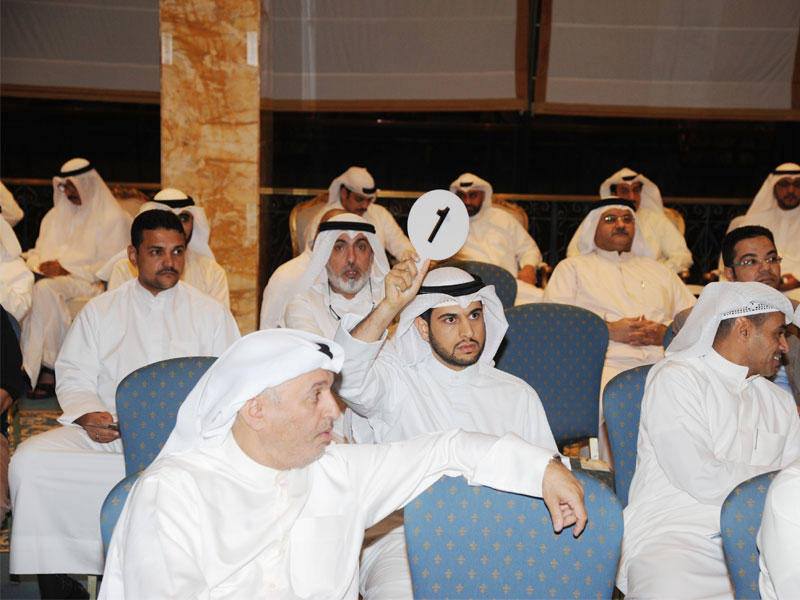 جانب من المزاد