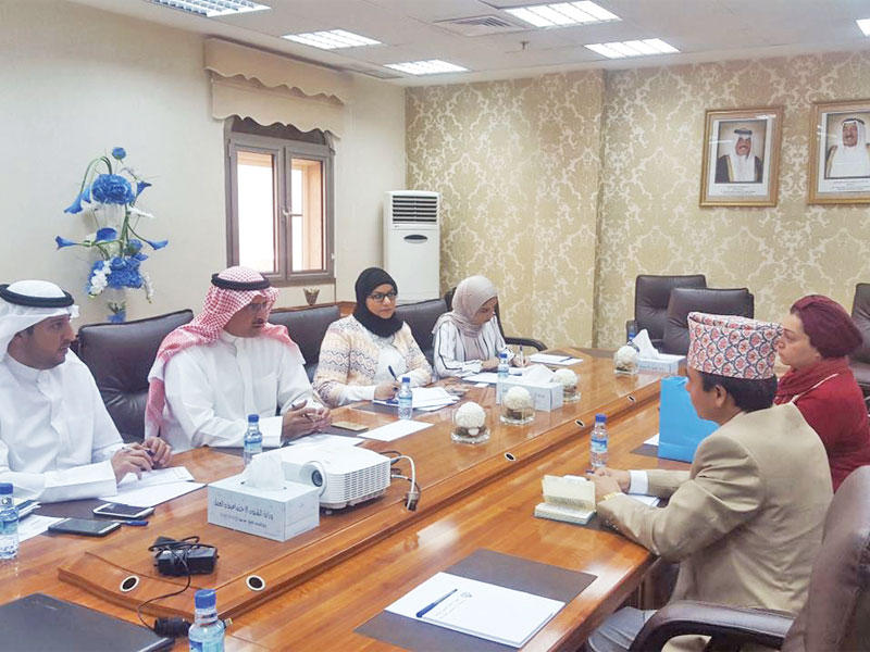 جانب من لقاء القوى العاملة والسفير النيبالي