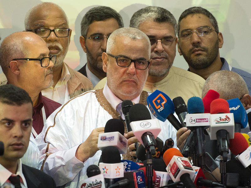 عبد الإله بن كيران خلال مؤتمر صحافي بعد إعلان النتائج