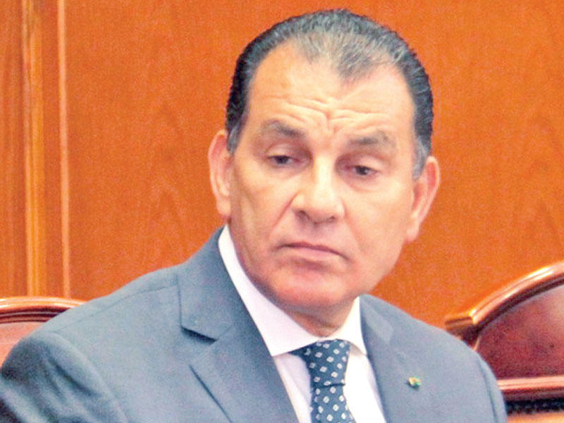  اللواء حاتم باشات 