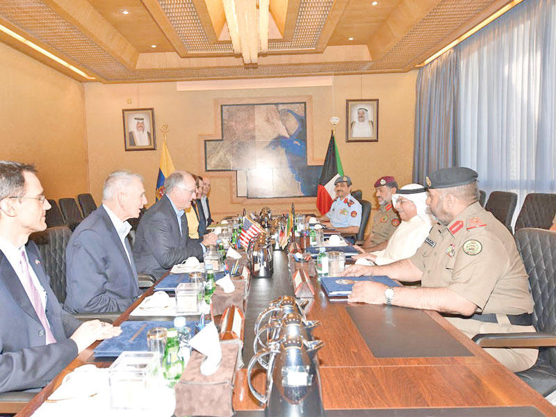 الجراح مجتمعاً بوفد الكونغرس