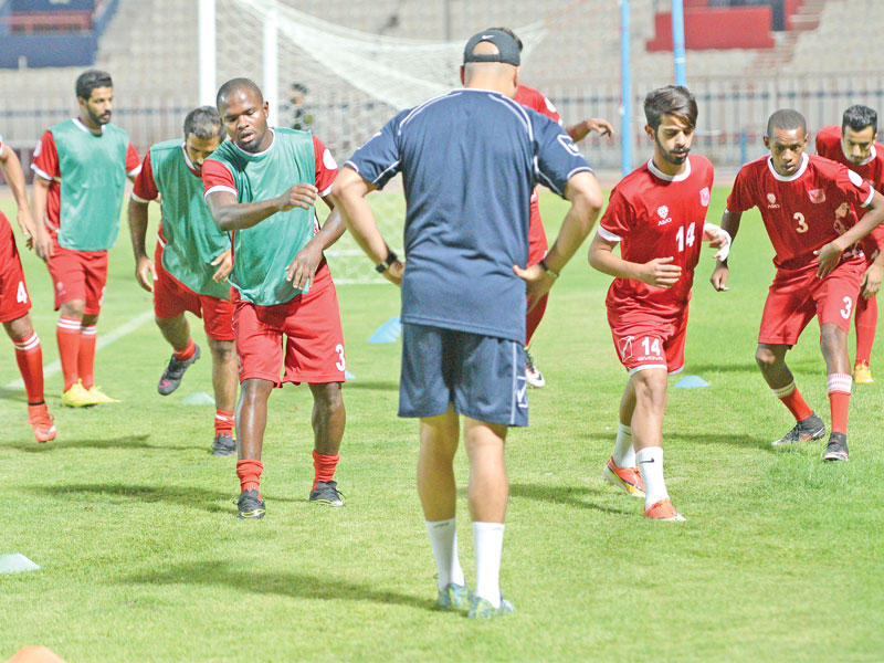 جانب من تدريب سابق لفريق الفحيحيل