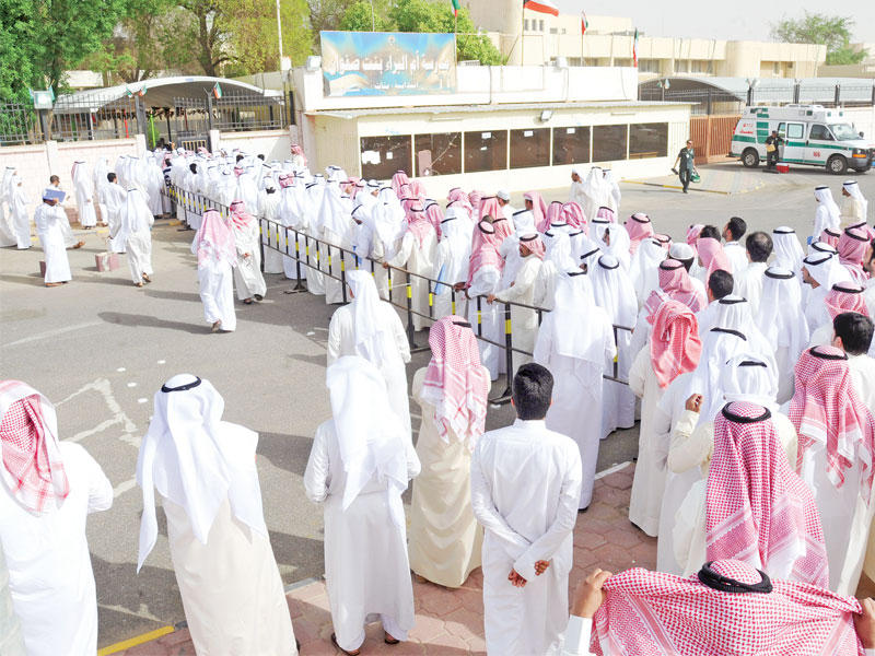 صورة أرشيفية لانتخابات «مجلس أمة 2013»