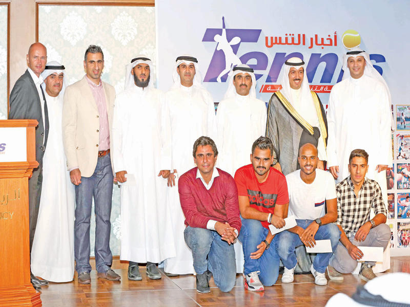 تكريم لاعبي السن العام