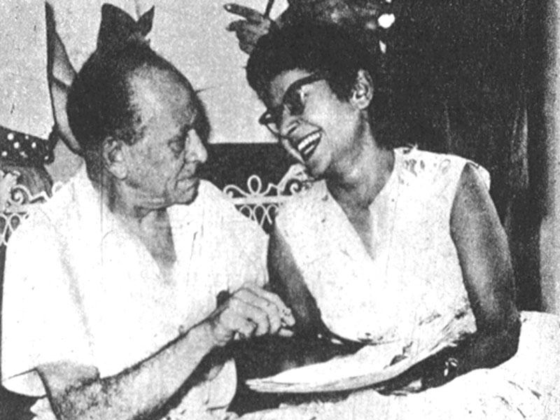 سناء جميل مع زكي طليمات