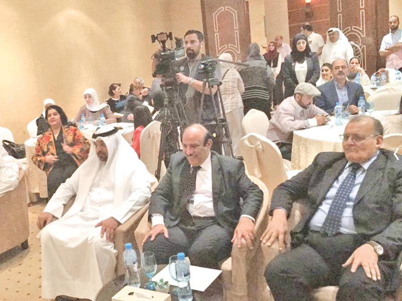 العبدالله والصالح في مقدمة الحضور