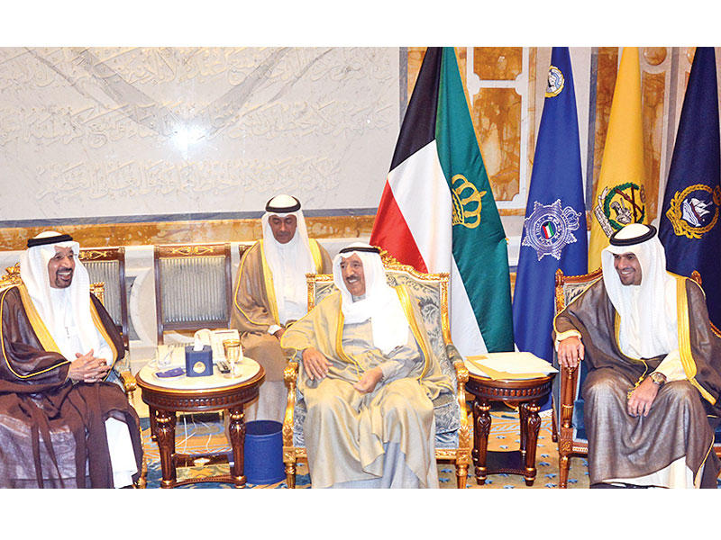 الأمير مستقبلاً الصالح ووزير الطاقة السعودي أمسn