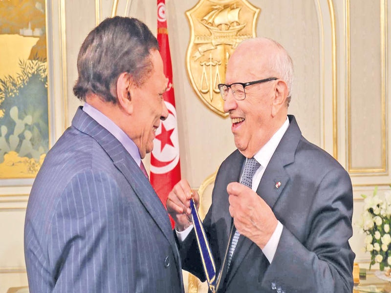 عادل إمام خلال تكريمه