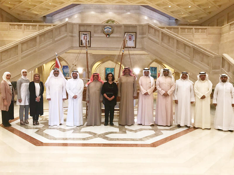 الخالد والصالح والجسار والعبدالله والأحمد في لقطة عقب الاجتماع