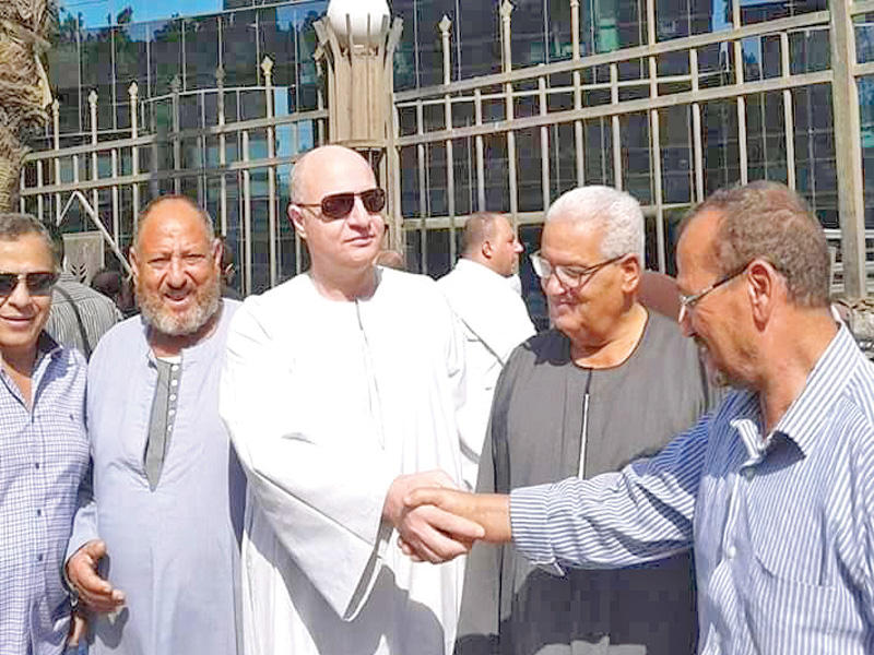 جانب من مراسم الجنازة الرمزيةt(الجريدة)