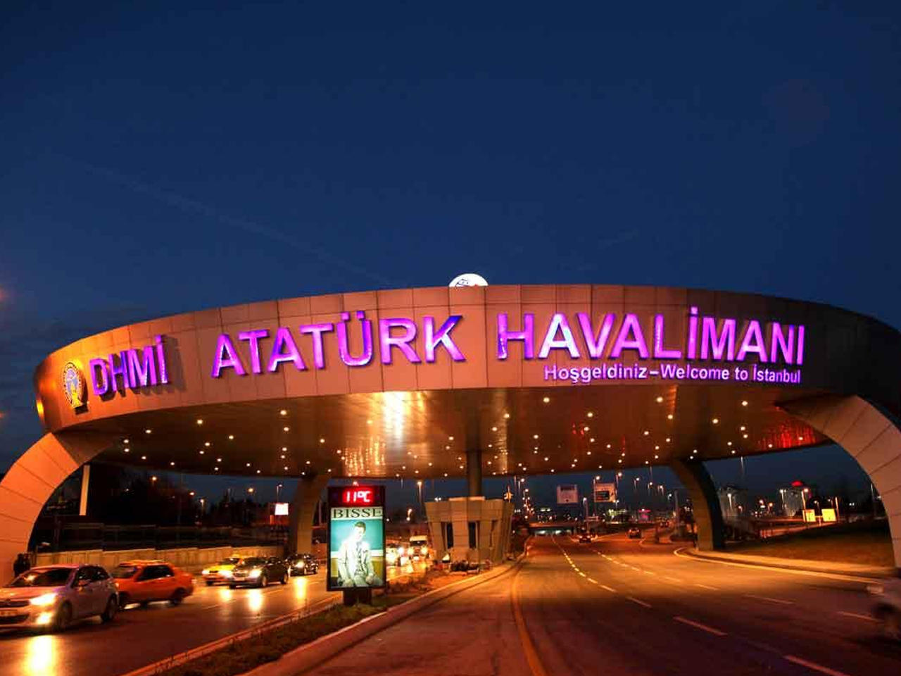 مطار أتاتورك (أرشيفية)