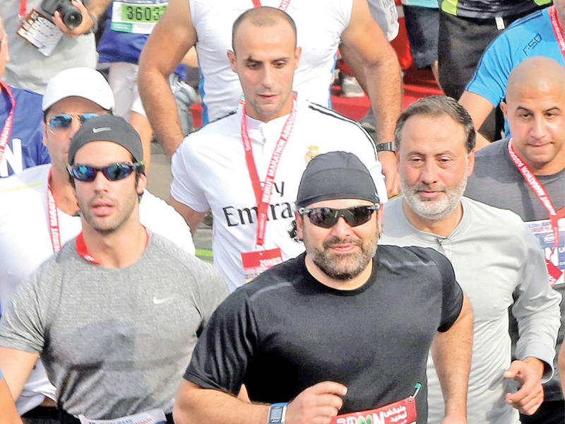 الحريري أثناء مشاركته في ماراثون بيروت بوسط المدينة أمس   (رويترز)