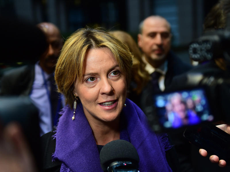 وزيرة الصحة الايطالية بياتريتشى لورنسين