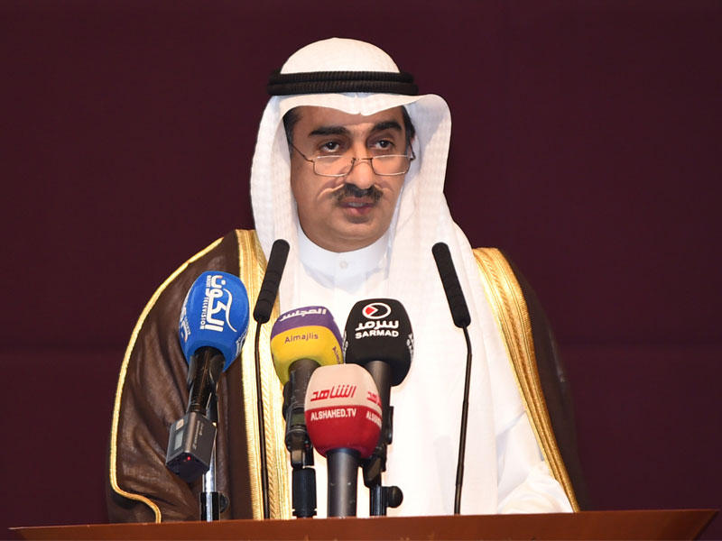  وزير التجارة والصناعة وزير الدولة لشؤون البلدية بالوكالة د. يوسف العلي