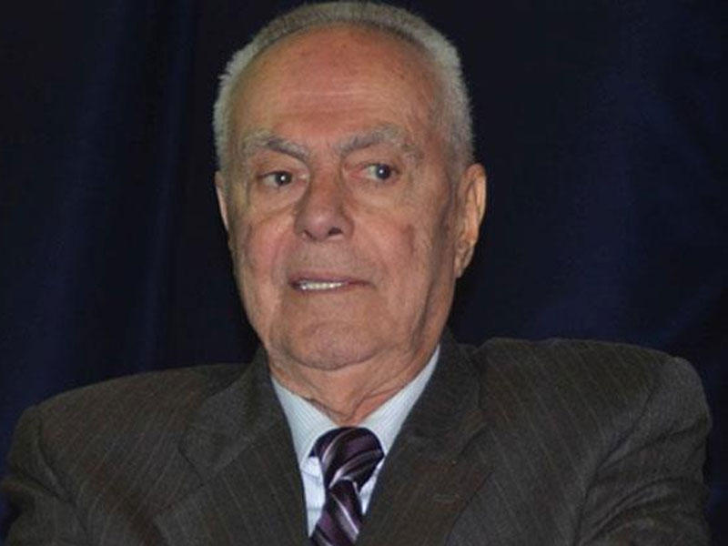 نائب رئيس الوزراء الأسبق يحيى الجمل