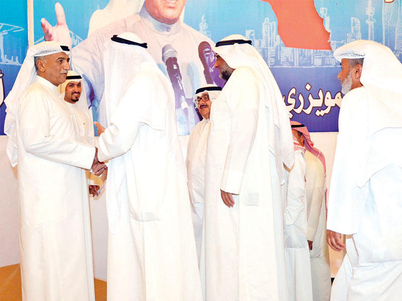 المويزري في ندوة «خصخصة أم بيع بلد؟»