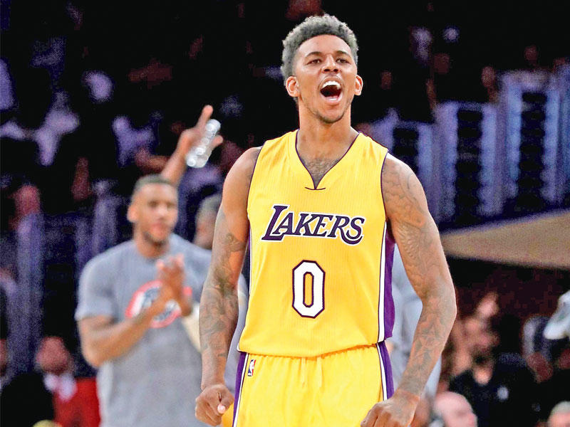 يونغ نجم ليكرز