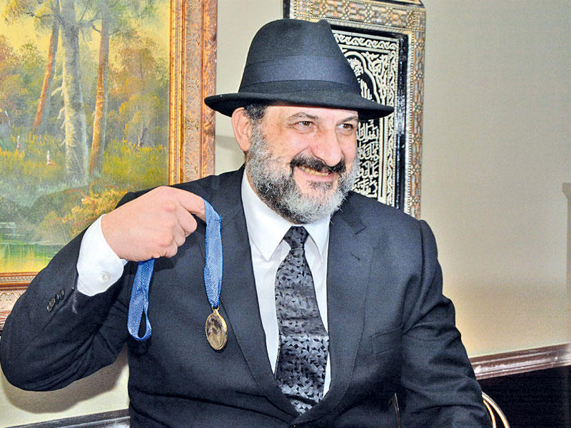 الفنان خالد الصاوي