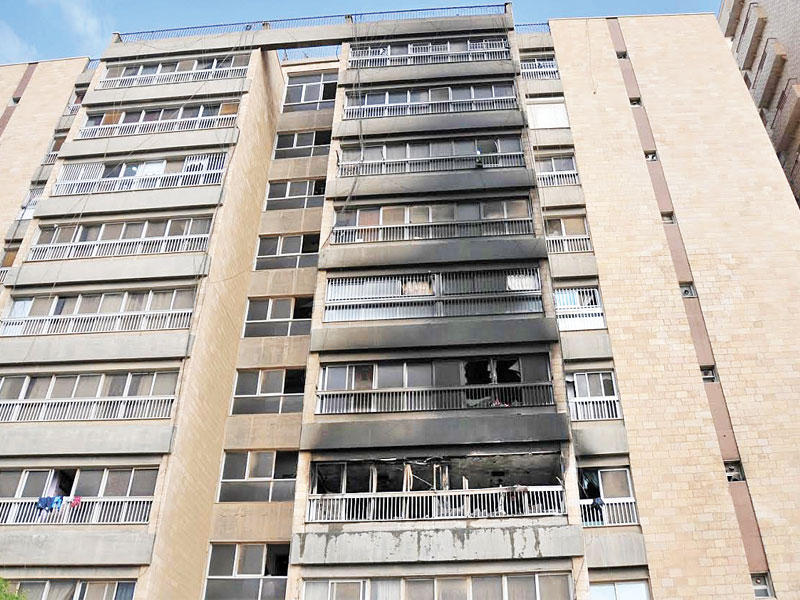 الشقة التي شبت بها الحريق