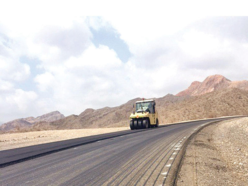 طريق تاجورا قيد الإنشاء بتمويل من الصندوق الكويتي