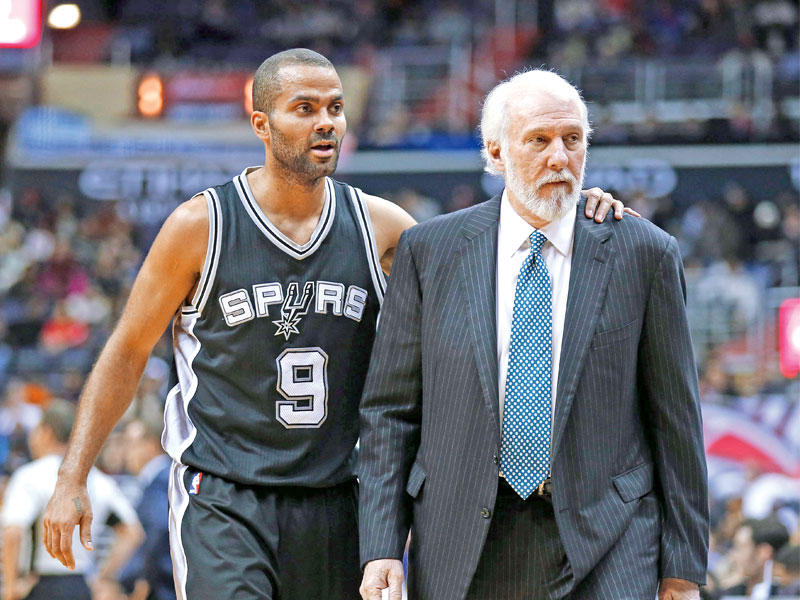 باركر نجم سبيرز والمدرب بوبوفيتش