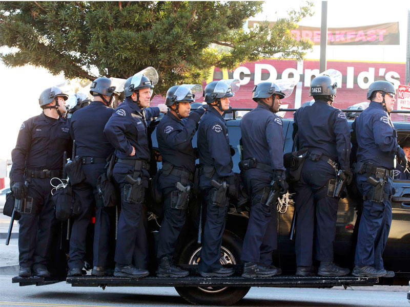  السلطات في لوس انجلس