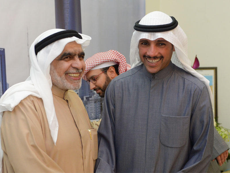 مرزوق الغانم مهنئاً عبدالصمدn