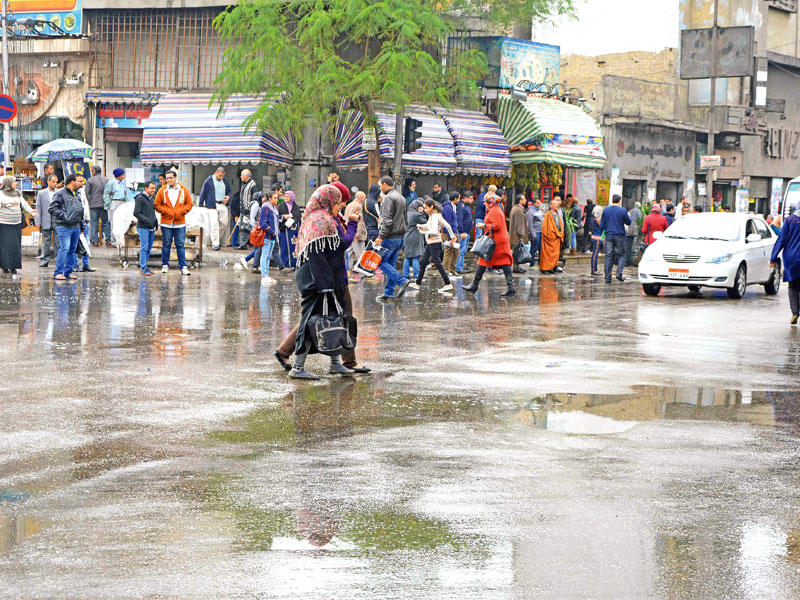 الأمطار في القاهرة أمس   (الجريدة)