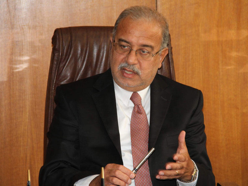 رئيس مجلس الوزراء المصري شريف إسماعيل