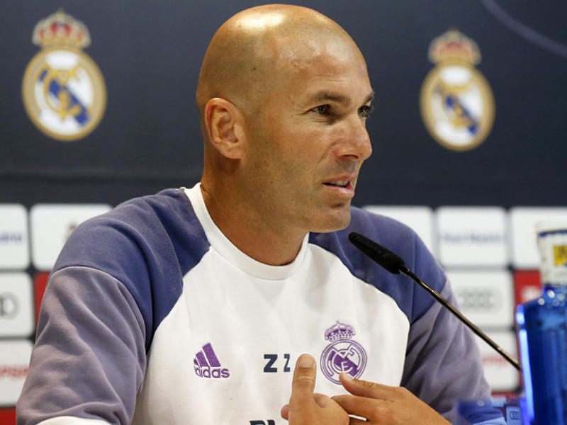 مدرب ريال مدريد الاسباني الفرنسي زين الدين زيدان - ارشيف