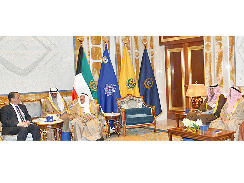 صاحب السمو مستقبلاً مبعوث الأمين العام للأمم المتحدة في اليمن