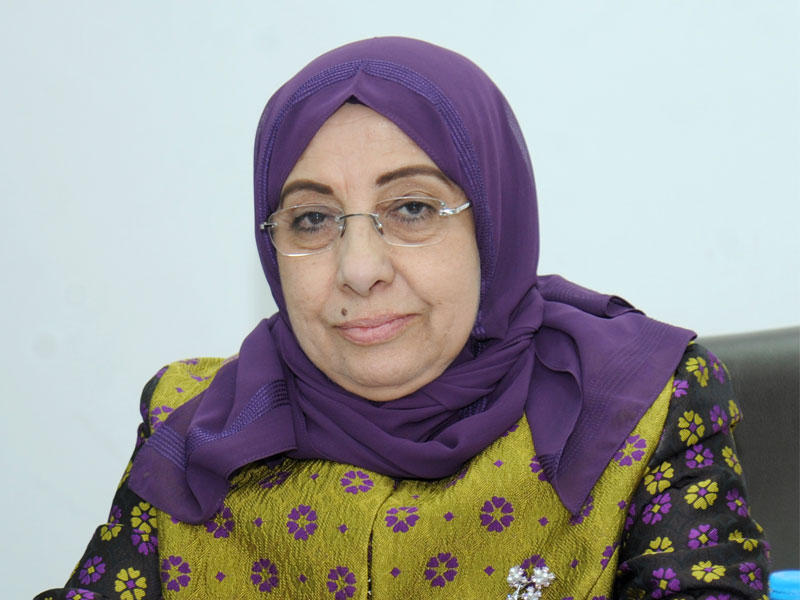عميدة كلية الآداب بجامعة الكويت د. سعاد عبدالوهاب