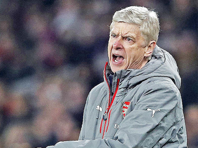 مدرب أرسنال أرسين فينغر