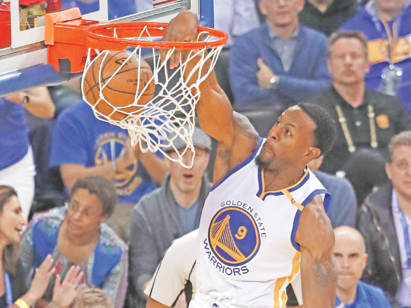 اغوادالا نجم غولدن ستايت