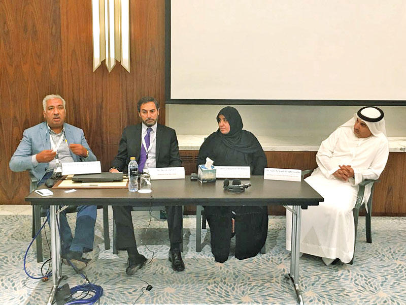 السبتي متحدثاً خلال المنتدى