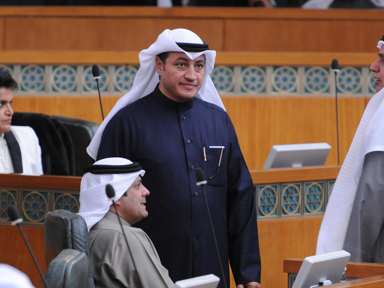 النائب عسكر العنزي