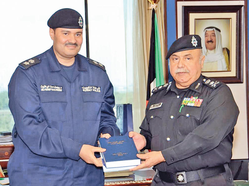 وكيل وزارة الداخلية الفريق سليمان الفهد صباح امس