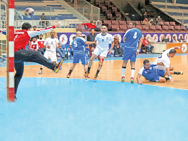 جانب من مباراة التضامن والشباب (تصوير جورج رجي)