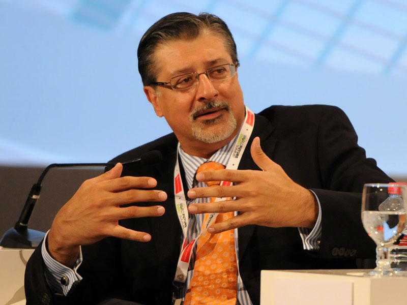 المدير العام للوكالة الدولية للطاقة المتجددة عدنان أمين