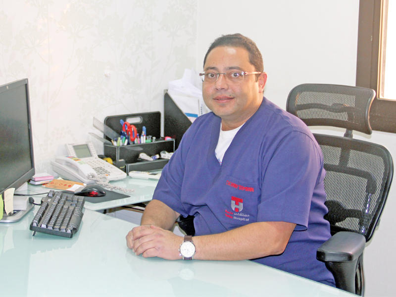  استشاري ورئيس قسم الأسنان في مستشفى طيبة د. هاني سمعان